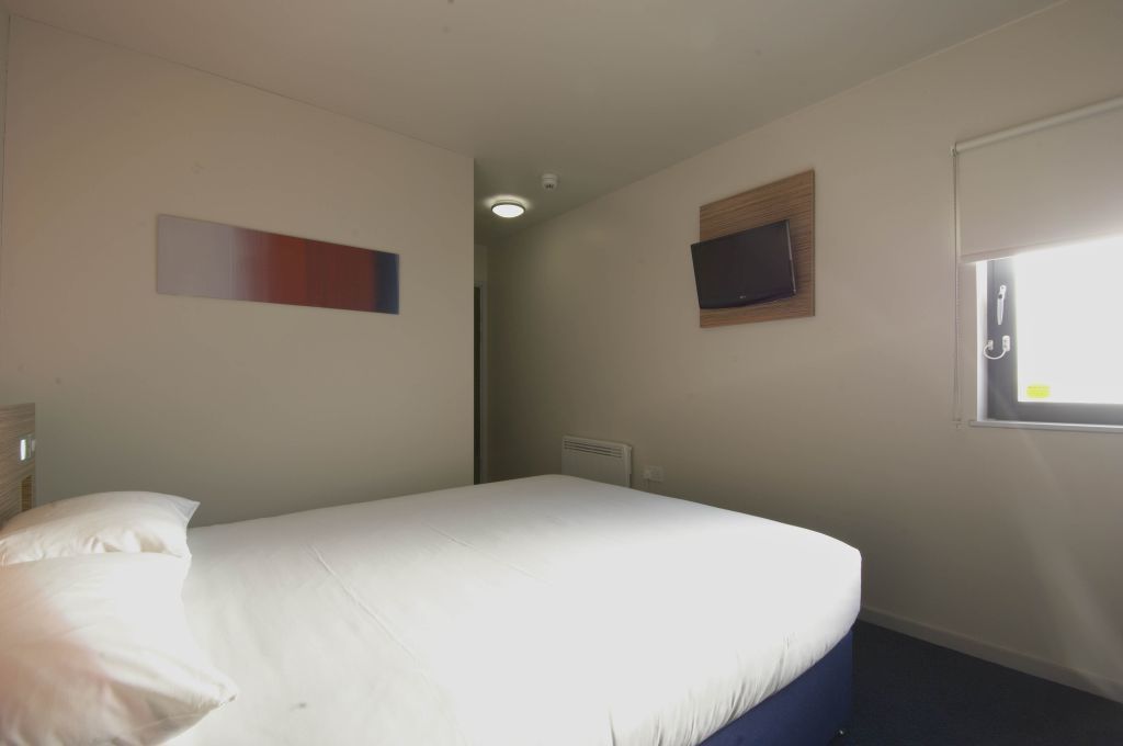 Travelodge London Stratford Hotel エクステリア 写真